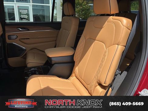 New 2026 Jeep Grand Cherokee L Summit AWD/4WD image 15