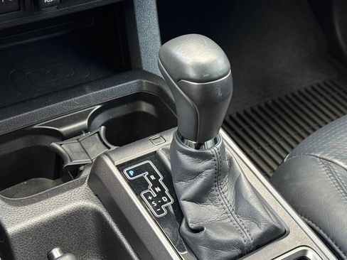 Used 2023 Toyota Tacoma TRD Off-Road w/ TRD Premium Off Road Package image 22