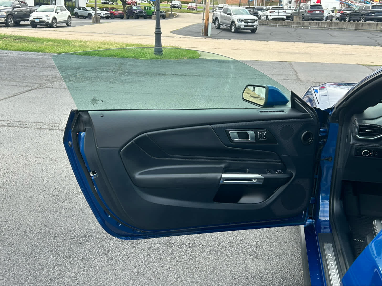 Used 2024 Ford Mustang Premium RWD image 13