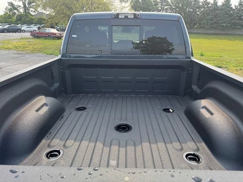 New 2026 RAM 2500 Big Horn AWD/4WD image 19