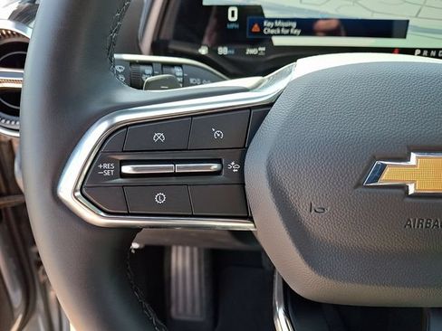 Used 2026 Chevrolet Equinox LT AWD/4WD image 21