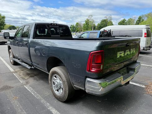 Used 2025 RAM 2500 Tradesman AWD/4WD image 4