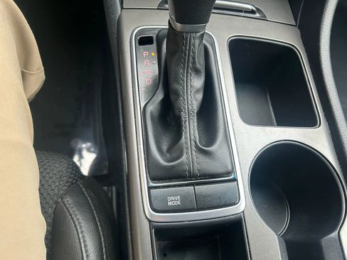 Used 2019 Kia Optima S w/ S Panoramic Sunroof Package image 9