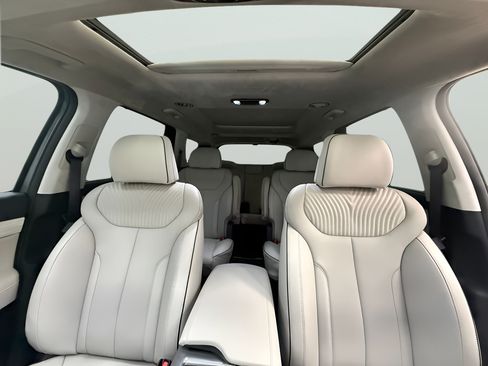 Used 2025 Hyundai Palisade Calligraphy AWD/4WD image 18