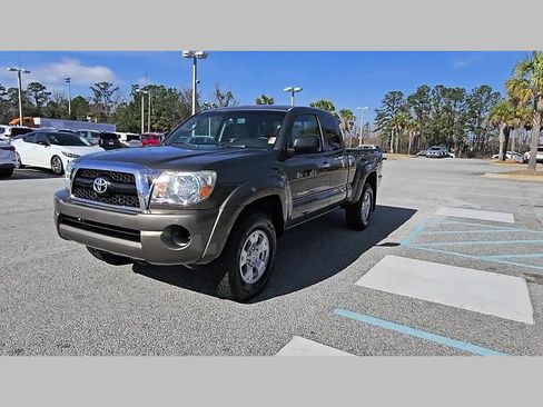 Used 2011 Toyota Tacoma PreRunner w/ SR5 Pkg #2 image 21