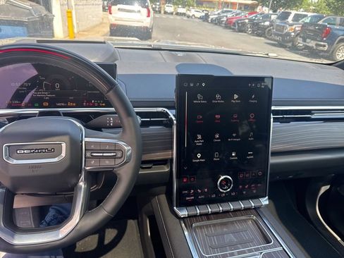 Certified 2025 GMC Sierra EV Denali AWD/4WD image 11
