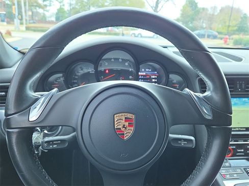 Used 2013 Porsche 911 Carrera image 19