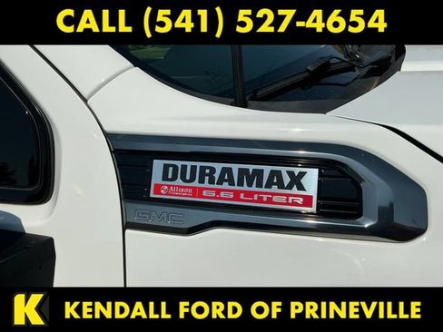 Used 2021 GMC Sierra 2500 AT4 w/ AT4 Premium Plus Package AWD/4WD image 27