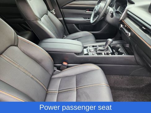 Used 2025 MAZDA CX-50 AWD 2.5 S w/ Premium Plus Pkg image 11