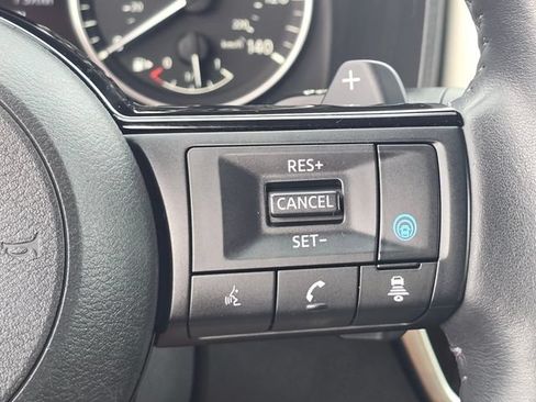 Certified 2021 Nissan Rogue SV w/ Premium Package FWD image 23