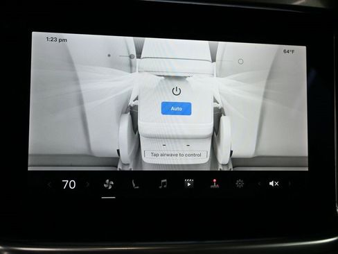 Used 2022 Tesla Model X image 38