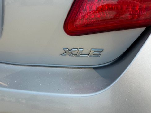 Used 2007 Toyota Camry XLE FWD image 10