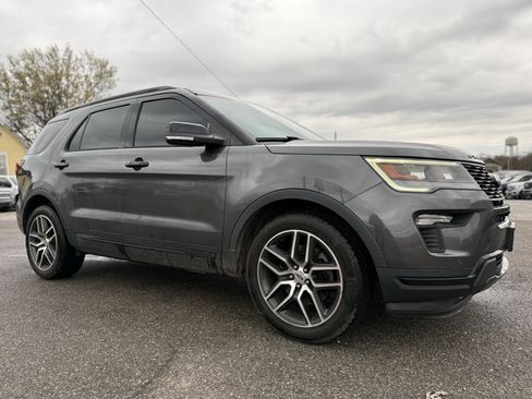 Used 2018 Ford Explorer Sport w/ Equipment Group 401A image 8