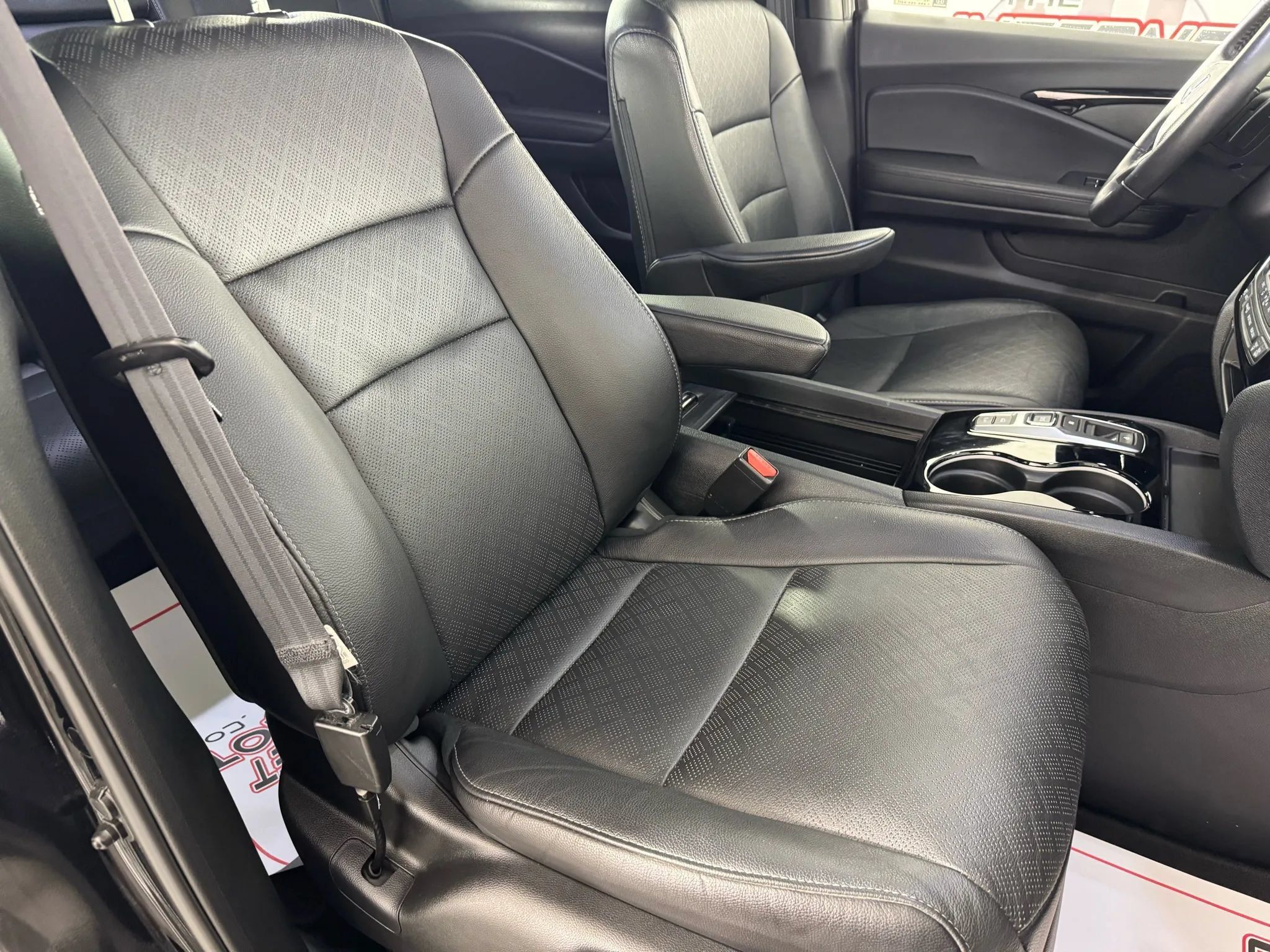Used 2021 Honda Passport Touring image 36