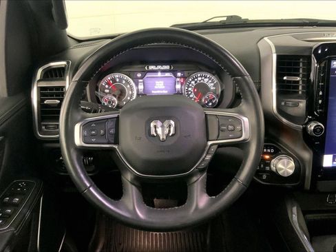 Used 2023 RAM 1500 Laramie AWD/4WD image 5