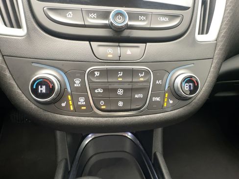 Used 2023 Chevrolet Malibu LT image 19