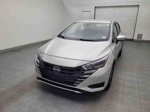 Used 2025 Nissan Versa SV w/ Trunk Package FWD image 15
