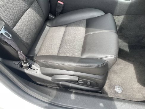 Used 2016 Chevrolet Impala LT w/ Convenience Package FWD image 42