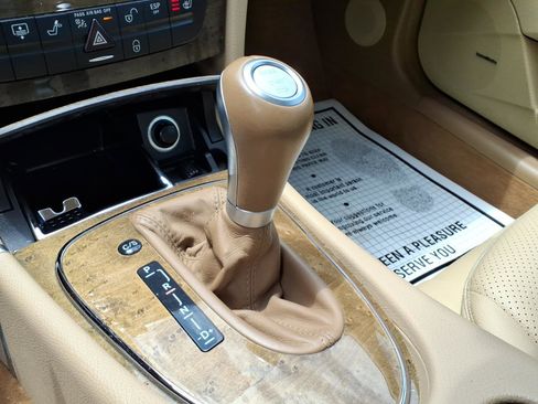 Used 2007 Mercedes-Benz E 350 Sedan image 22