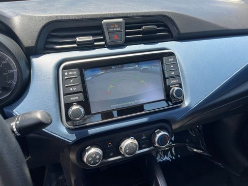 Used 2025 Nissan Versa SV FWD image 24