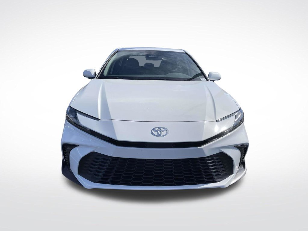 Used 2026 Toyota Camry SE w/ Convenience Package FWD image 2