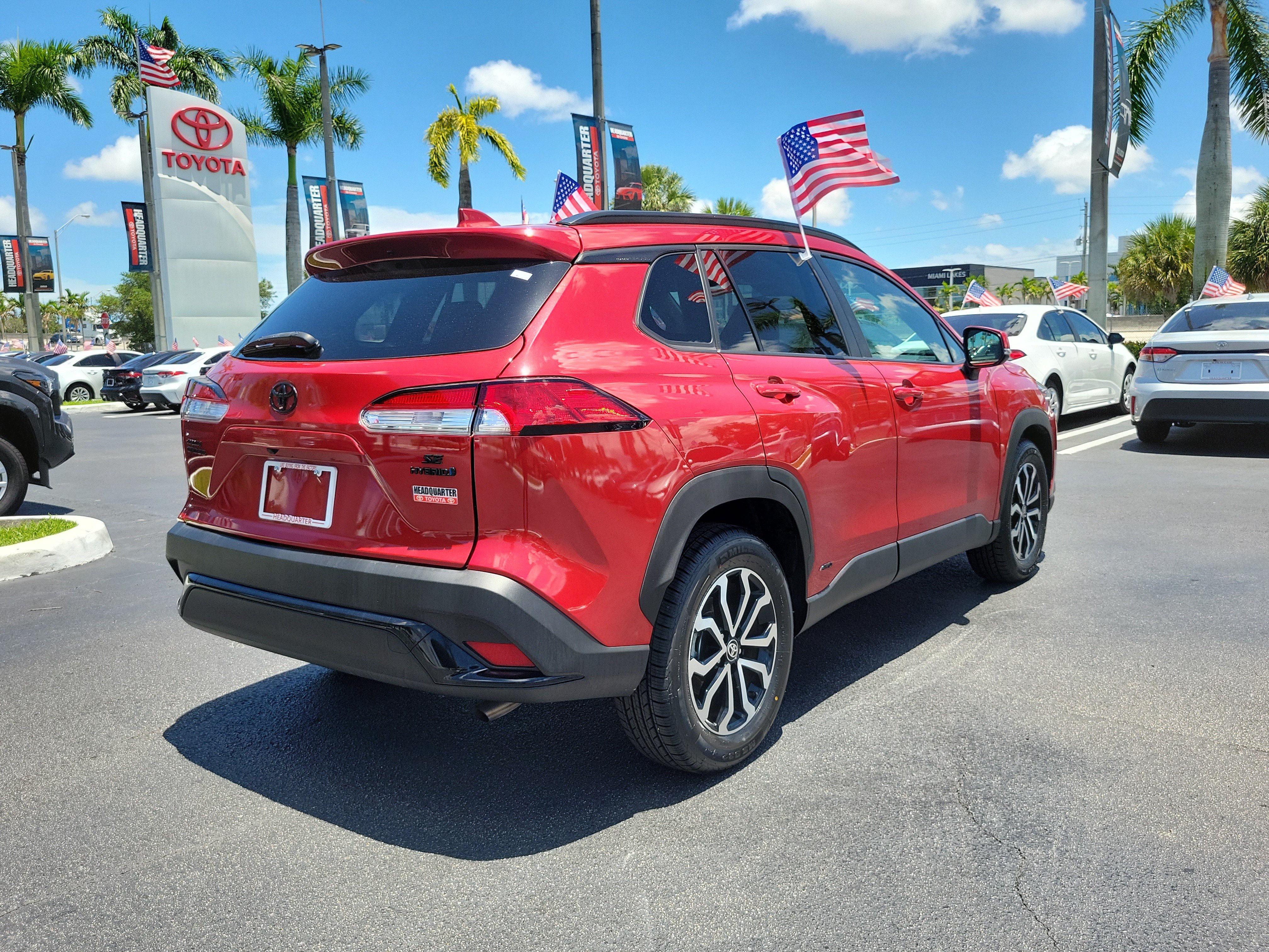 Used 2023 Toyota Corolla Cross AWD Hybrid image 12