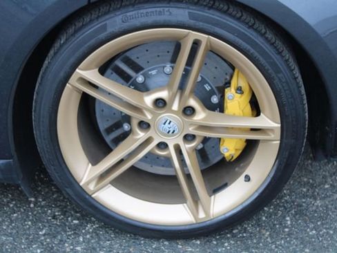 Used 2022 Porsche Taycan 4S image 9