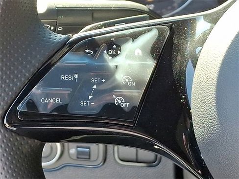 Used 2025 Mercedes-Benz Sprinter 2500 image 20