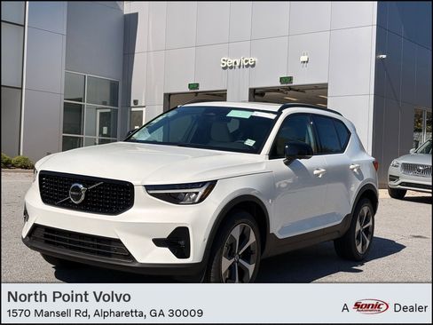 Certified 2026 Volvo XC40 B4 Plus w/ Climate Package FWD image 1