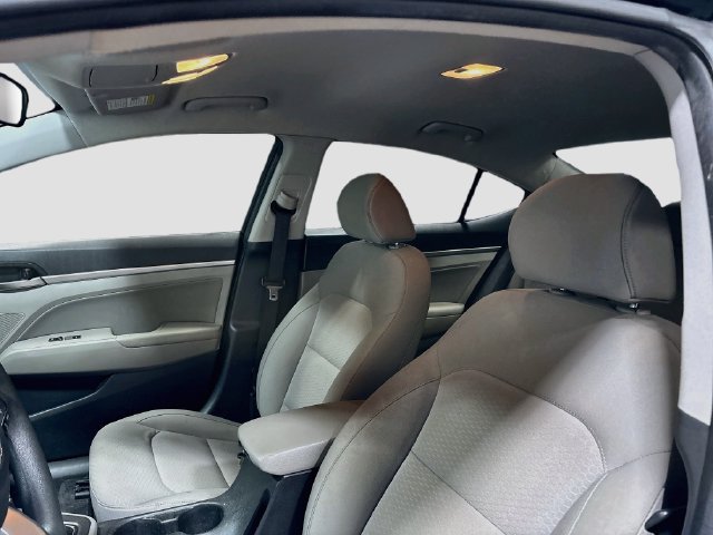 Used 2020 Hyundai Elantra SEL FWD image 18