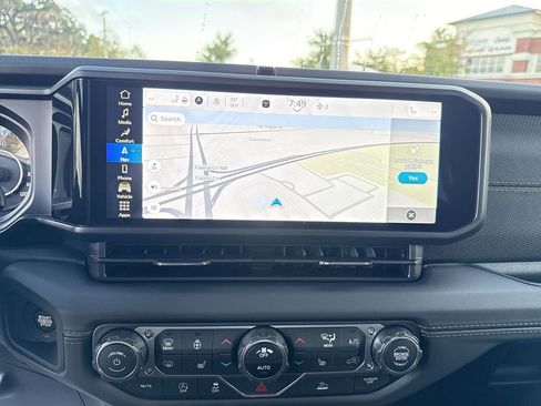 New 2025 Jeep Gladiator Mojave w/ Steel Bumper Group image 23