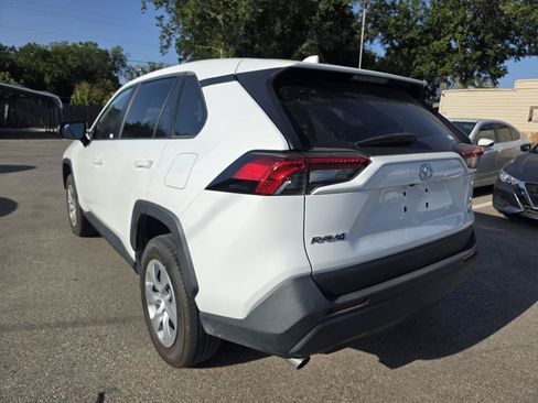 Used 2024 Toyota RAV4 LE AWD/4WD image 6