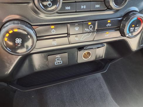 Used 2025 Ford F250 XLT AWD/4WD image 14