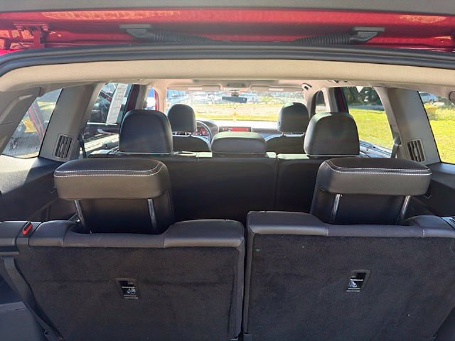 Used 2024 Volkswagen Atlas SEL Premium R-Line AWD/4WD image 19