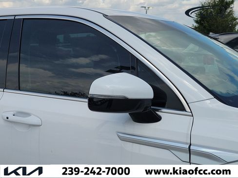 New 2026 Kia Sorento LX FWD image 8