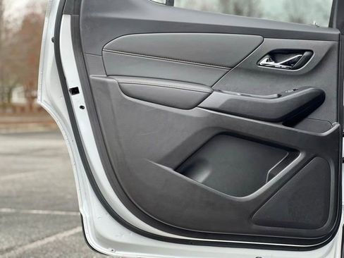 Used 2020 Chevrolet Traverse RS image 15