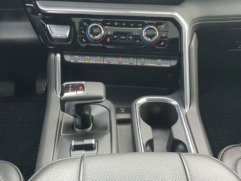Used 2023 GMC Sierra 1500 Denali image 10