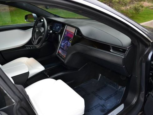 Used 2019 Tesla Model S Long Range image 24