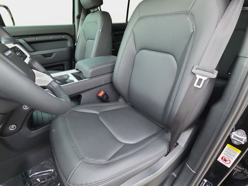 Certified 2025 Land Rover Defender 110 S AWD/4WD image 14