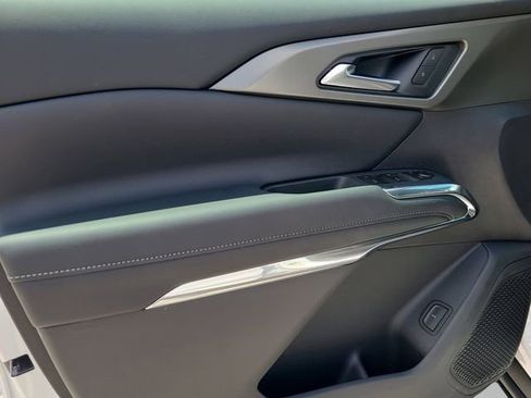 New 2026 Chevrolet Traverse LT FWD image 15