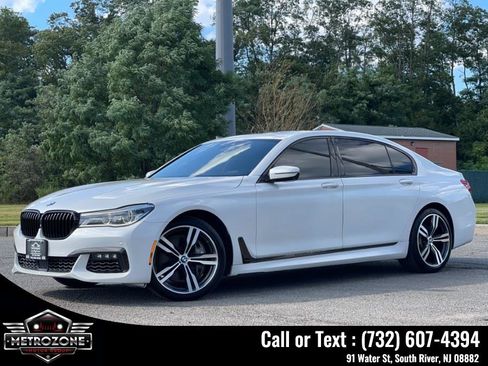 Used 2019 BMW 750i RWD image 1