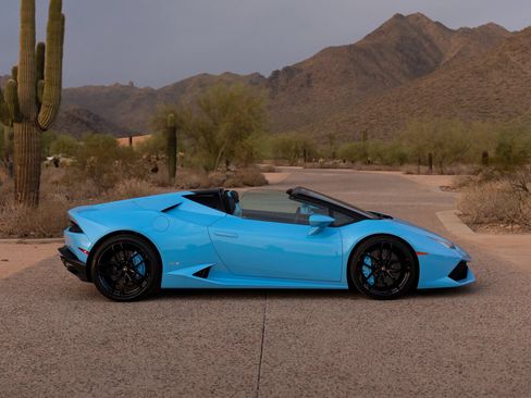 Used 2017 Lamborghini Huracan LP 610-4 AWD/4WD image 18