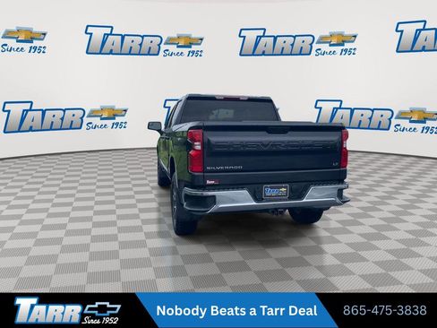 Used 2024 Chevrolet Silverado 1500 LT AWD/4WD image 7