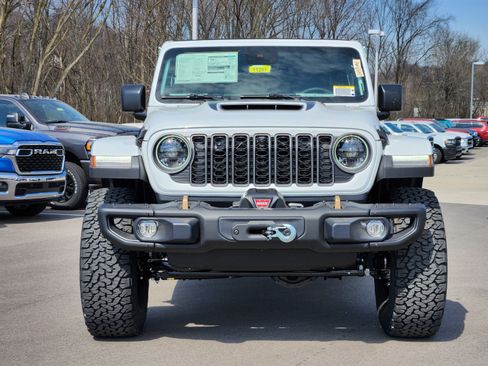 New 2025 Jeep Wrangler Unlimited Rubicon 392 image 14