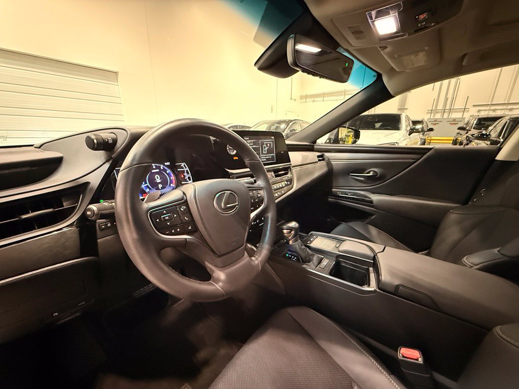 Used 2022 Lexus ES 350 w/ Premium Package FWD image 16