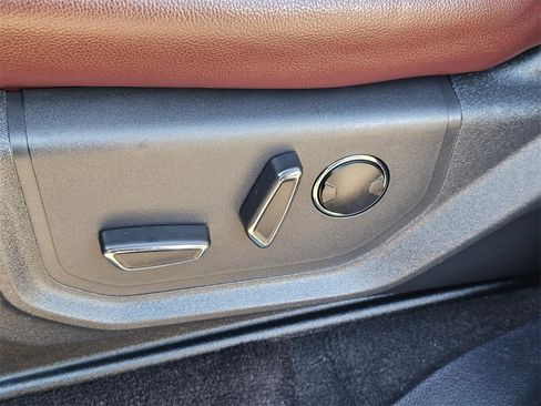 Used 2023 Ford Expedition Max Limited image 37