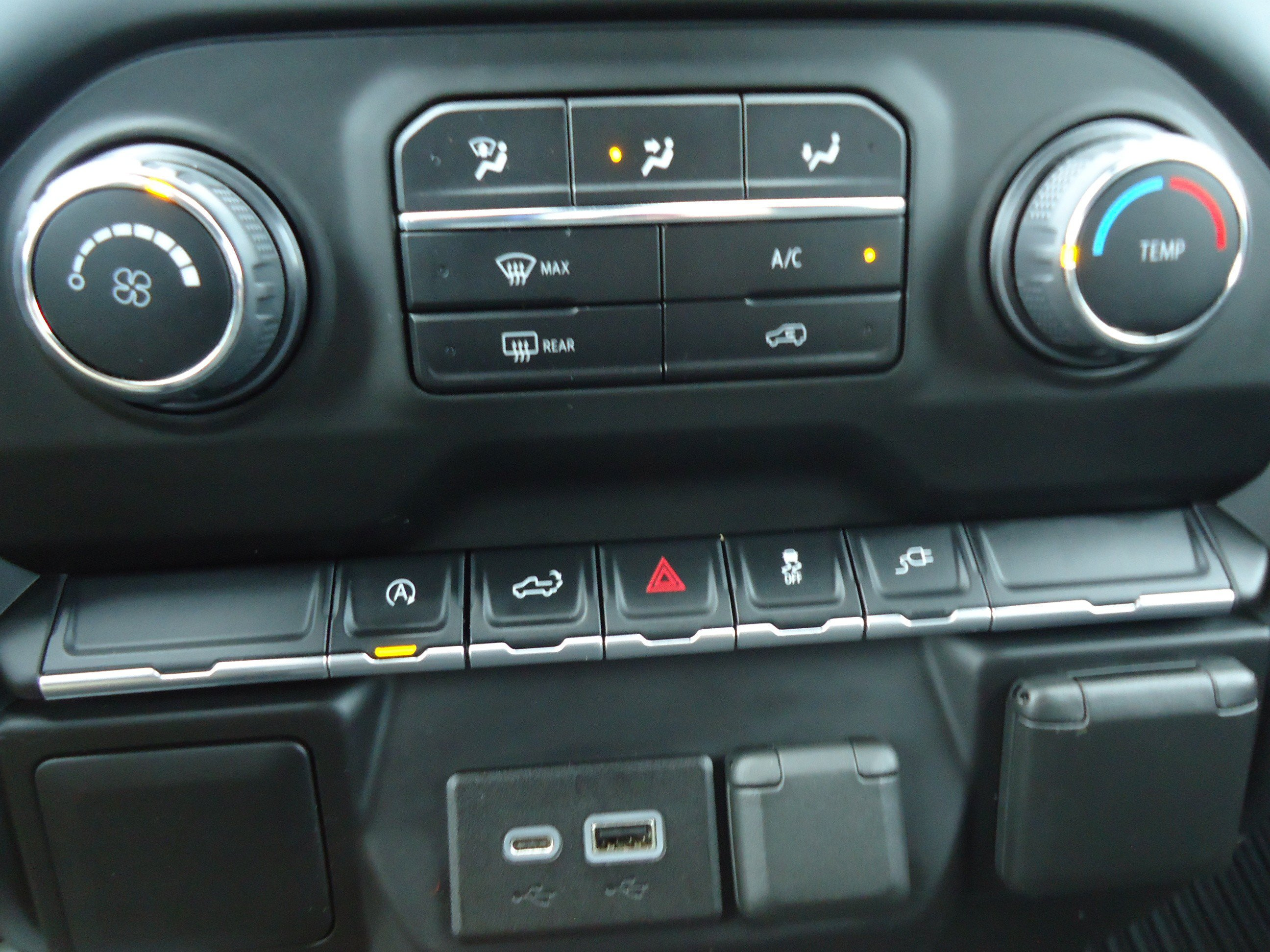 Used 2022 Chevrolet Silverado 1500 Custom AWD/4WD image 20