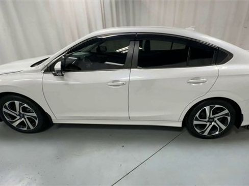 Used 2022 Subaru Legacy Limited w/ Popular Package #3 image 5