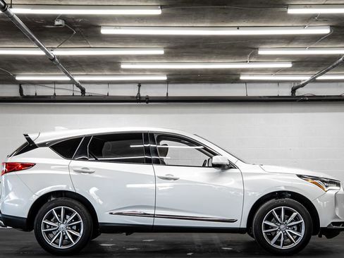 Certified 2023 Acura RDX w/ Technology Package image 5