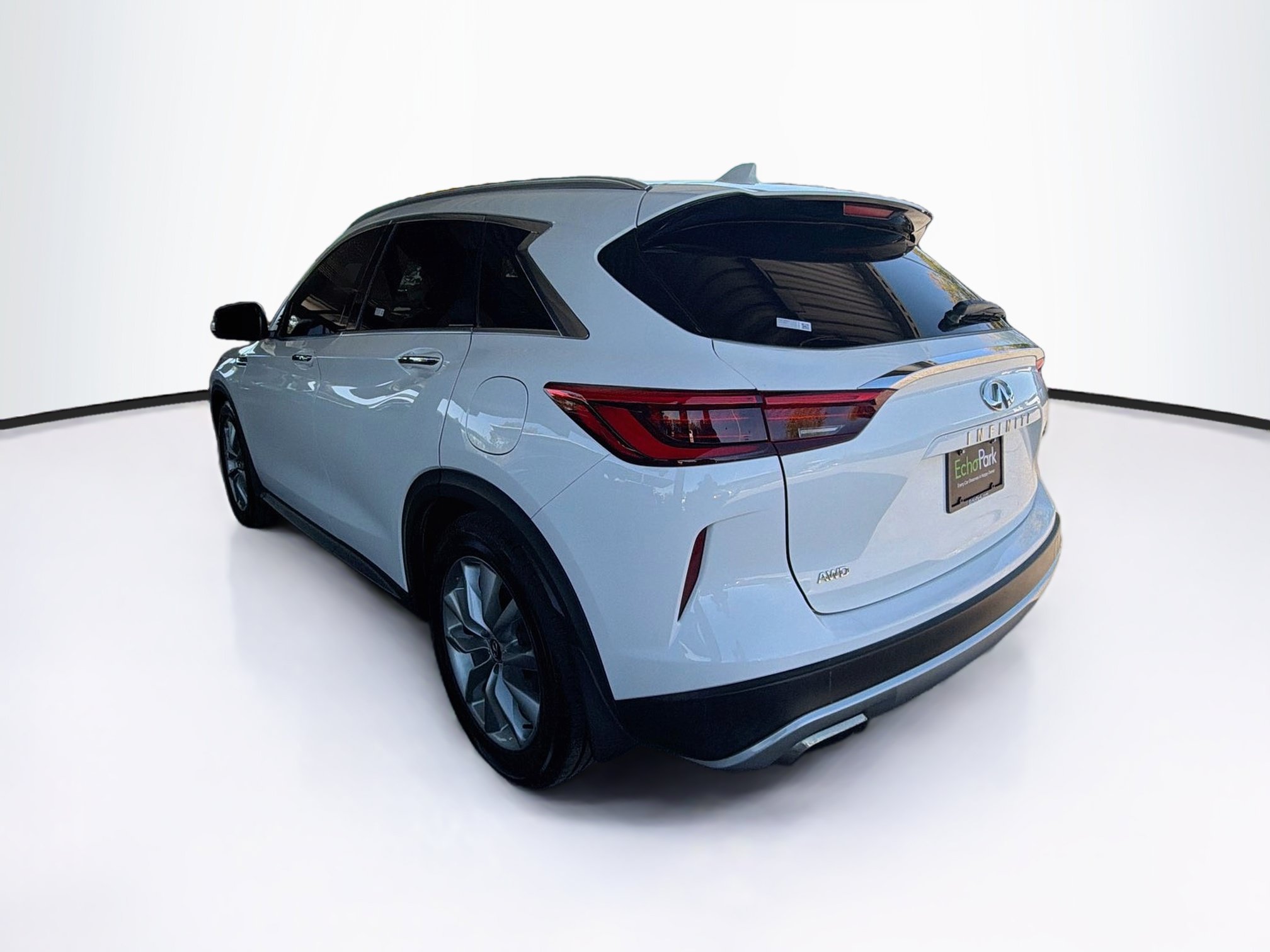 Used 2019 INFINITI QX50 Luxe w/ Navigation Package AWD/4WD image 5